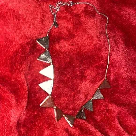 Aldo Marble gold tone spiky fashion necklace - Picture 6 of 8